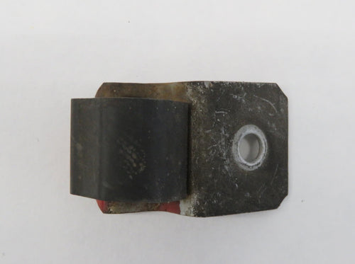 Mitsubishi Pajero Montero L040 Gummi Auflage Motorhaube Haube vorn