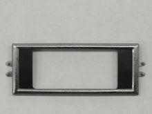 Laden Sie das Bild in den Galerie-Viewer, BMW E3 E9 Blende Rahmen Uhr Zeituhr Armaturenbrett