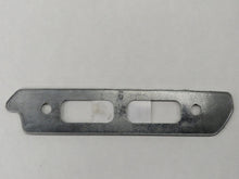 Laden Sie das Bild in den Galerie-Viewer, BMW E3 Chromunterlage Zierleiste Türgriff innen Tür vorn links