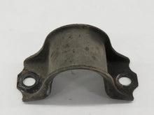 Laden Sie das Bild in den Galerie-Viewer, Porsche 928 S4 5.0 Lagerschelle Stabilisator vorn Vorderachse 92834377700