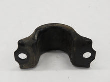 Laden Sie das Bild in den Galerie-Viewer, Porsche 928 S4 5.0 Lagerschelle Stabilisator vorn Vorderachse 92834377700