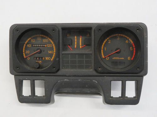 Mitsubishi Pajero Montero L040 2.5TD Diesel Kombiinstrument Tacho Armaturenbrett