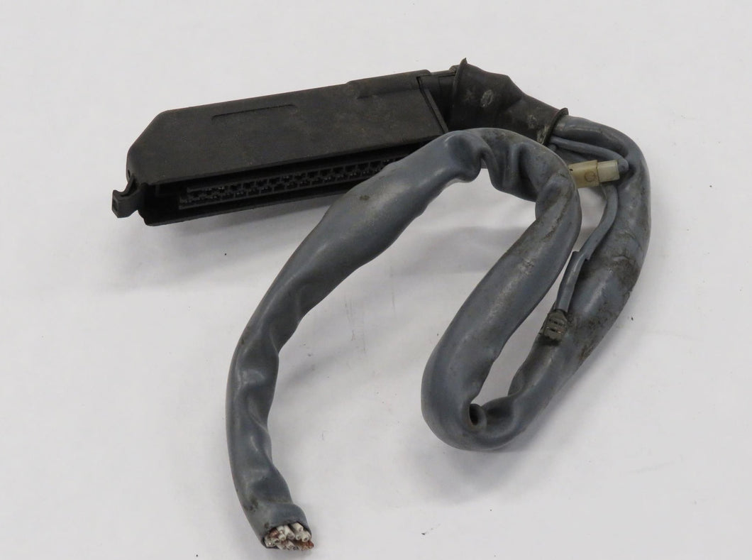 BMW E24 E23 E28 735 635 535  Stecker für Motorsteuerteil L-Jetronic