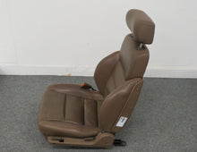 Laden Sie das Bild in den Galerie-Viewer, Nissan 300ZX Z31 Fahrersitz Sitz vorn links Leder braun