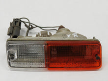 Laden Sie das Bild in den Galerie-Viewer, Nissan 300ZX Z31 Blinker vorn rechts