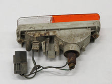 Laden Sie das Bild in den Galerie-Viewer, Nissan 300ZX Z31 Blinker vorn rechts