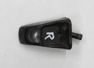 Toyota Land Cruiser HJ60 Düse Scheinwerferreinigung vorn rechts