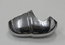 Laden Sie das Bild in den Galerie-Viewer, Rover P5 Mark II 3.0 Horn Stoßstange hinten links