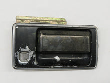 Laden Sie das Bild in den Galerie-Viewer, Nissan 300ZX Z31 Türöffner Türgriff aussen Tür vorn rechts