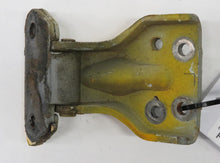 Laden Sie das Bild in den Galerie-Viewer, Nissan 300ZX Z31 Türscharnier Tür vorn links