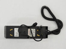 Laden Sie das Bild in den Galerie-Viewer, BMW E38 7er Telefon Telefonhörer Mittelarmlehne vorn 8377400