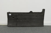 Laden Sie das Bild in den Galerie-Viewer, Range Rover Classic Lang 5-Türer Gummimatte Teppich Kofferraum hinten links