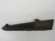 Laden Sie das Bild in den Galerie-Viewer, Nissan 300ZX Z31 Fensterdichtung Gummi Ecke Tür vorn rechts oder links