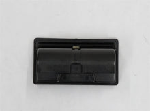 Laden Sie das Bild in den Galerie-Viewer, Range Rover Classic Ascher Aschenbecher vorn
