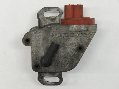 Mercedes Benz W124 Diesel Unterdruckregler Automatikgetriebe an Einspritzpumpe