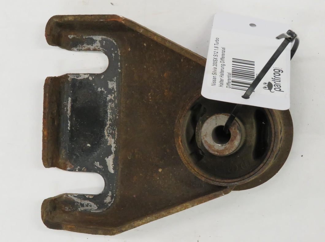 Nissan Silvia 200SX S12 1,8 Turbo Halter Halterung Differenzial Differential
