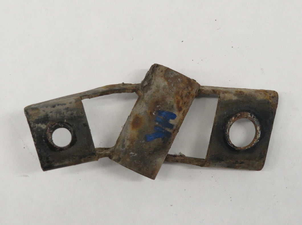 Nissan 300ZX Z31 Halter Führung Handbremsseil Seil Feststellbremse hinten rechts