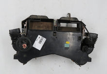 Laden Sie das Bild in den Galerie-Viewer, BMW E12 Wärmetauscher Heizungskasten Behr