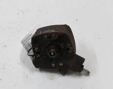Laden Sie das Bild in den Galerie-Viewer, BMW E12 E21 Porsche 924 944 Saab Mengenteiler  FUEL DISTRIBUTOR Bosch 0438100005