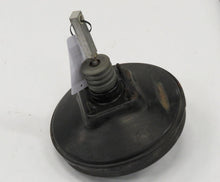 Laden Sie das Bild in den Galerie-Viewer, Porsche 928 4S GT 5.0 Bremskraftverstärker brake booster 92835502525