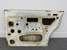 Laden Sie das Bild in den Galerie-Viewer, BMW E3 Tür hinten rechts