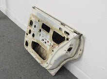 Laden Sie das Bild in den Galerie-Viewer, BMW E3 Tür hinten rechts