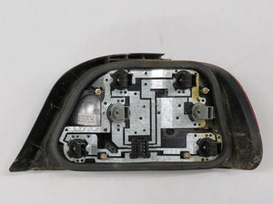 BMW E38 7er Rücklicht Rückleuchte hinten links leicht defekt 8352025