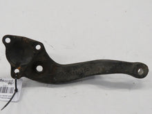 Laden Sie das Bild in den Galerie-Viewer, BMW E3 E9 Lenkhebel am Federbein vorn rechts 1111491