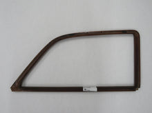 Laden Sie das Bild in den Galerie-Viewer, Rover P5 Mark II 3.0 Holzrahmen Holz Holzverkleidung Tür hinten rechts