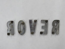 Laden Sie das Bild in den Galerie-Viewer, Rover P5 Mark II 3.0 Emblem Schriftzug Heckklappe