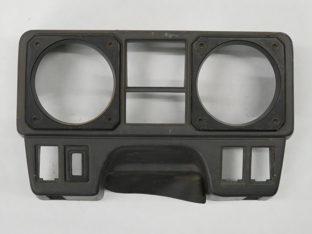 Mitsubishi Pajero Montero L040 Hutze Verkleidung Kombiistrument Armaturenbrett