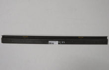 Laden Sie das Bild in den Galerie-Viewer, Nissan 300ZX Z31 Einstiegsleiste Schwellerverkleidung Tür rechts 7695004P10