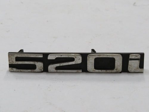 BMW E12 Schriftzug Emblem hinten 520i