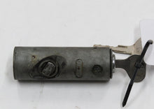 Laden Sie das Bild in den Galerie-Viewer, BMW Neue Klasse 1500 1600 1800 2000 Zündschloss mit 2x Schlüssel