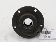 Laden Sie das Bild in den Galerie-Viewer, BMW E3 E9 Radnabe Radträger vorn