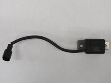 Laden Sie das Bild in den Galerie-Viewer, Porsche 928 S4 GT Frontsensor Crash-Sensor 92861322001