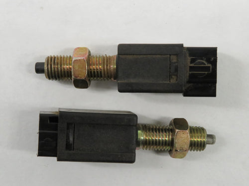 Nissan 300ZX Z31 2x Kontaktschalter Kontakt Bremspedal Bremslicht