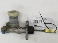 Laden Sie das Bild in den Galerie-Viewer, Nissan 300ZX Z31 Geberzylinder Kupplung Kupplungsgeberzylinder