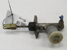 Laden Sie das Bild in den Galerie-Viewer, Nissan 300ZX Z31 Geberzylinder Kupplung Kupplungsgeberzylinder