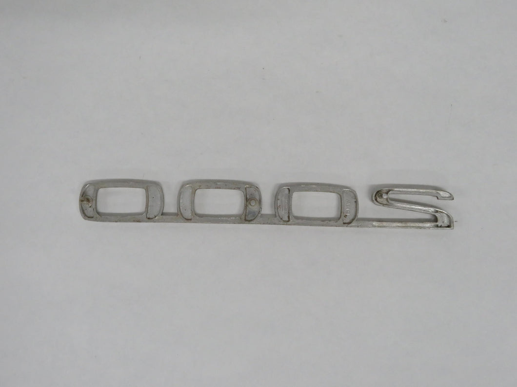 BMW Neue Klasse 2000 Schriftzung Emblem