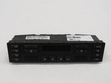 Laden Sie das Bild in den Galerie-Viewer, BMW E38 7er Bedienteil Klimaautomatik 64116903307