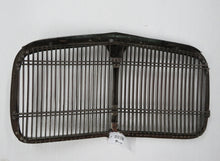 Laden Sie das Bild in den Galerie-Viewer, Rover P5 Mark II 3.0 Kühlergrill Ziergrill Front