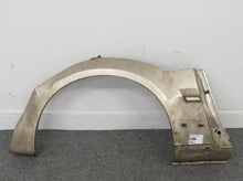 Laden Sie das Bild in den Galerie-Viewer, Nissan 300ZX Z31 Radlauf Seitenwand hinten rechts Reparaturblech