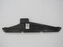 Laden Sie das Bild in den Galerie-Viewer, Toyota Land Cruiser HJ60 Luftdüse Defroster Armaturenbrett 55951-90A01