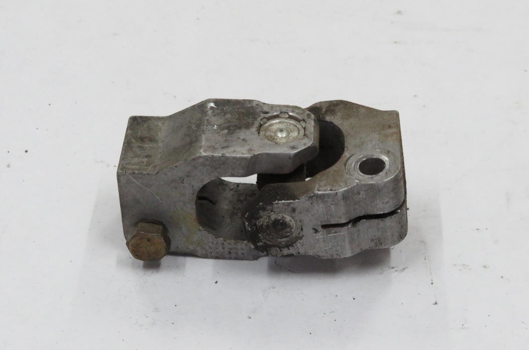 BMW E28 Kreuzgelenk Lenksäule Lenkspindel Lenkgetriebe
