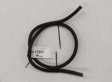 Laden Sie das Bild in den Galerie-Viewer, BMW E3 Dichtung Dichtlippe Motorhaube Spritzwand