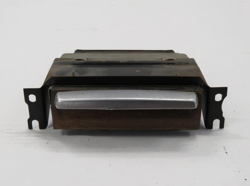 BMW E3 E9 Ascher Aschenbecher vorn Mitte Holz