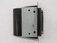 Laden Sie das Bild in den Galerie-Viewer, BMW E3 E9 Ascher Aschenbecher vorn Mitte Holz