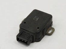 Laden Sie das Bild in den Galerie-Viewer, Nissan 300ZX Z31 3.0 Drosselklappensensor Throttle Position Sensor A22-611900