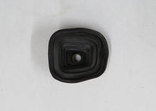 Laden Sie das Bild in den Galerie-Viewer, BMW Neue Klasse 1600 1800 2000 Balg Gummi Manschette Schalthebel